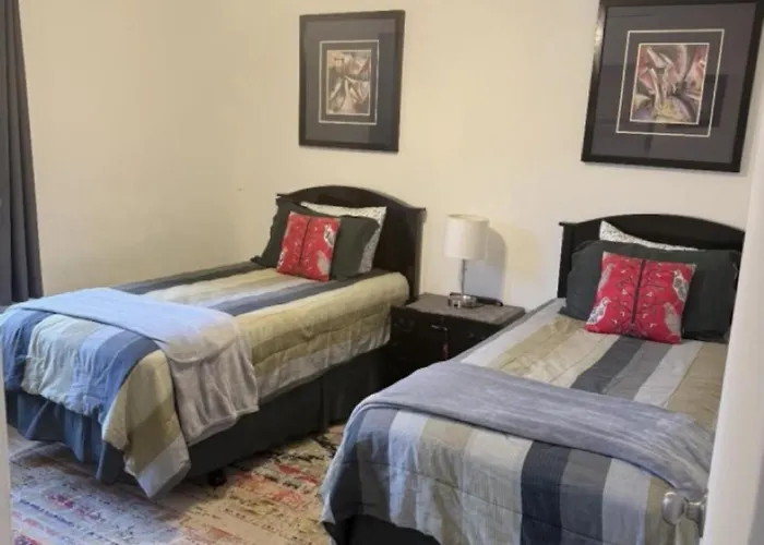 Holiday home 3/2 - Pool, Hot Tubs, Bbq, Tennis & Pickleball