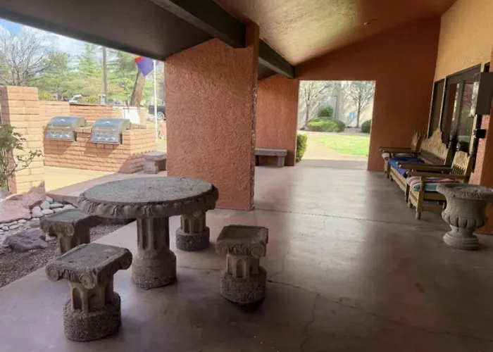 3/2 - Pool, Hot Tubs, Bbq, Tennis & Pickleball